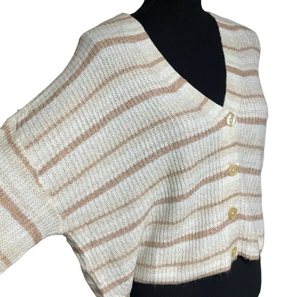 American Eagle Tan and Cream Button Front Sweater - Picture 2 of 6